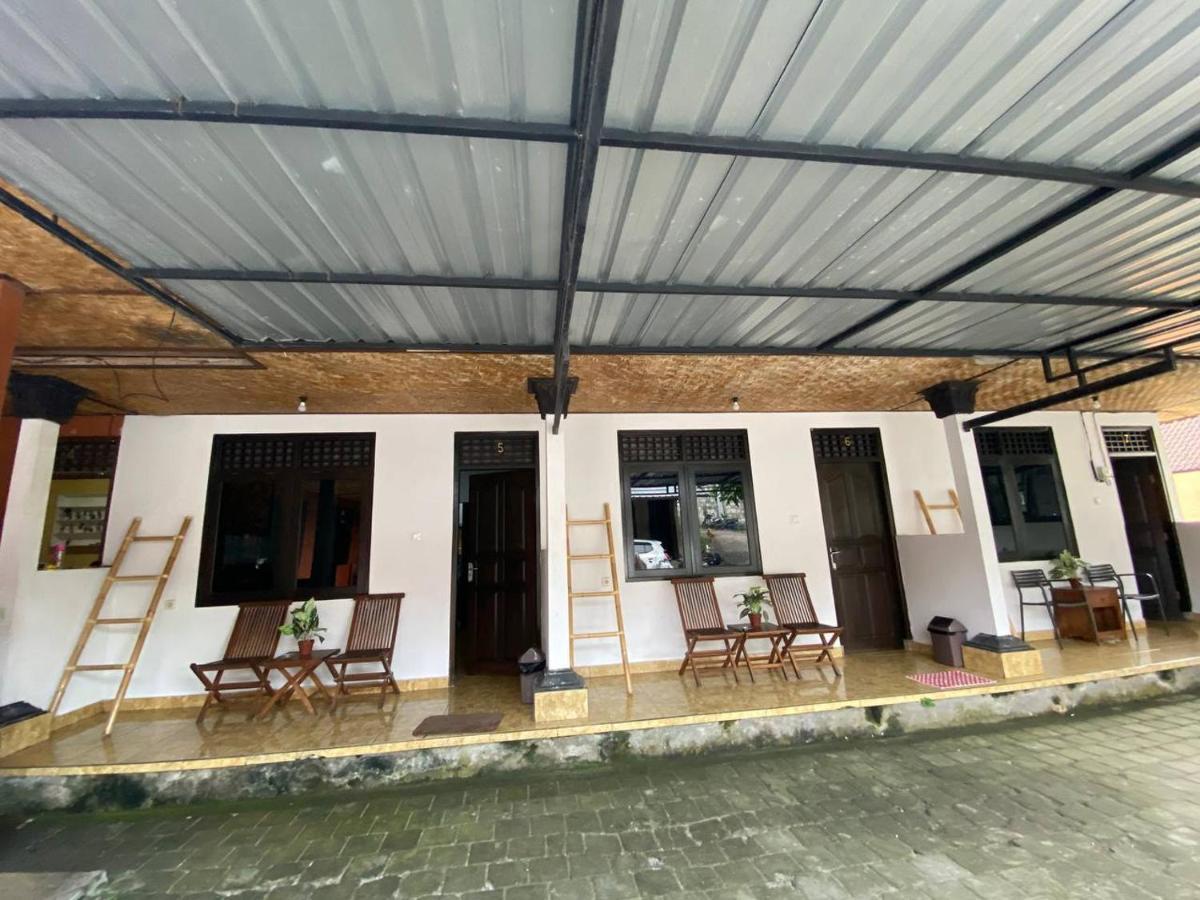 Padang-Padang Sari Homestay Uluwatu Exterior foto