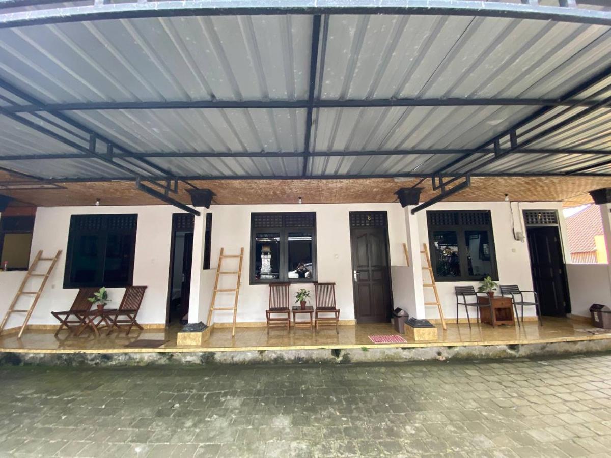 Padang-Padang Sari Homestay Uluwatu Exterior foto