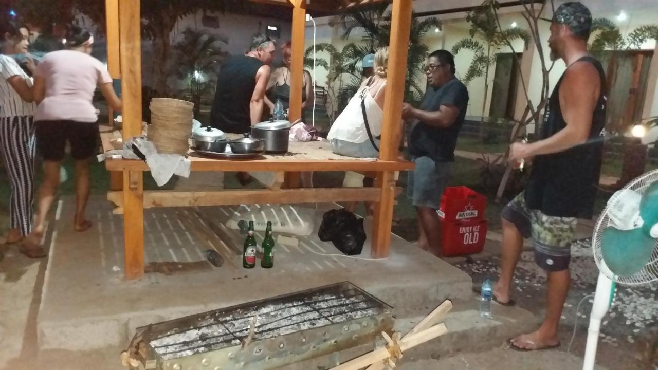 Padang-Padang Sari Homestay Uluwatu Exterior foto